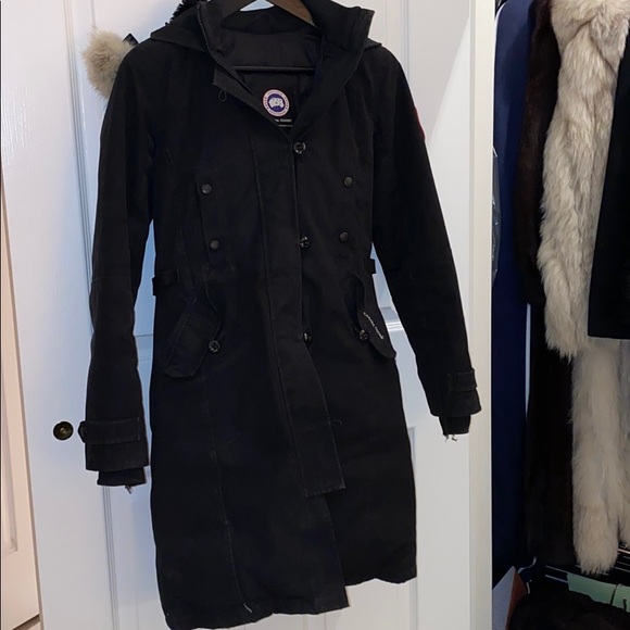 CANADA GOOSE | Winter Parka - Picture 3 of 15